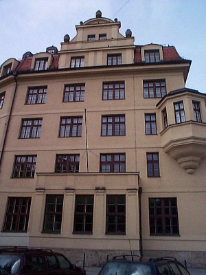 Bild Fassadensanierung im denkmalgeschützten Dienstgebäude der Agentur für Arbeit München, Referenz Projekt für Kurt Holley, Dipl. Ing. Architekt, Landschaftsarchitekt und Stadtplaner, BA